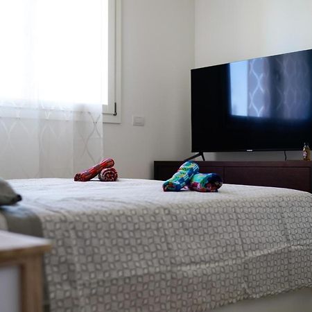 New Living Milano Bed & Breakfast กอร์กอนโซลา ภายนอก รูปภาพ