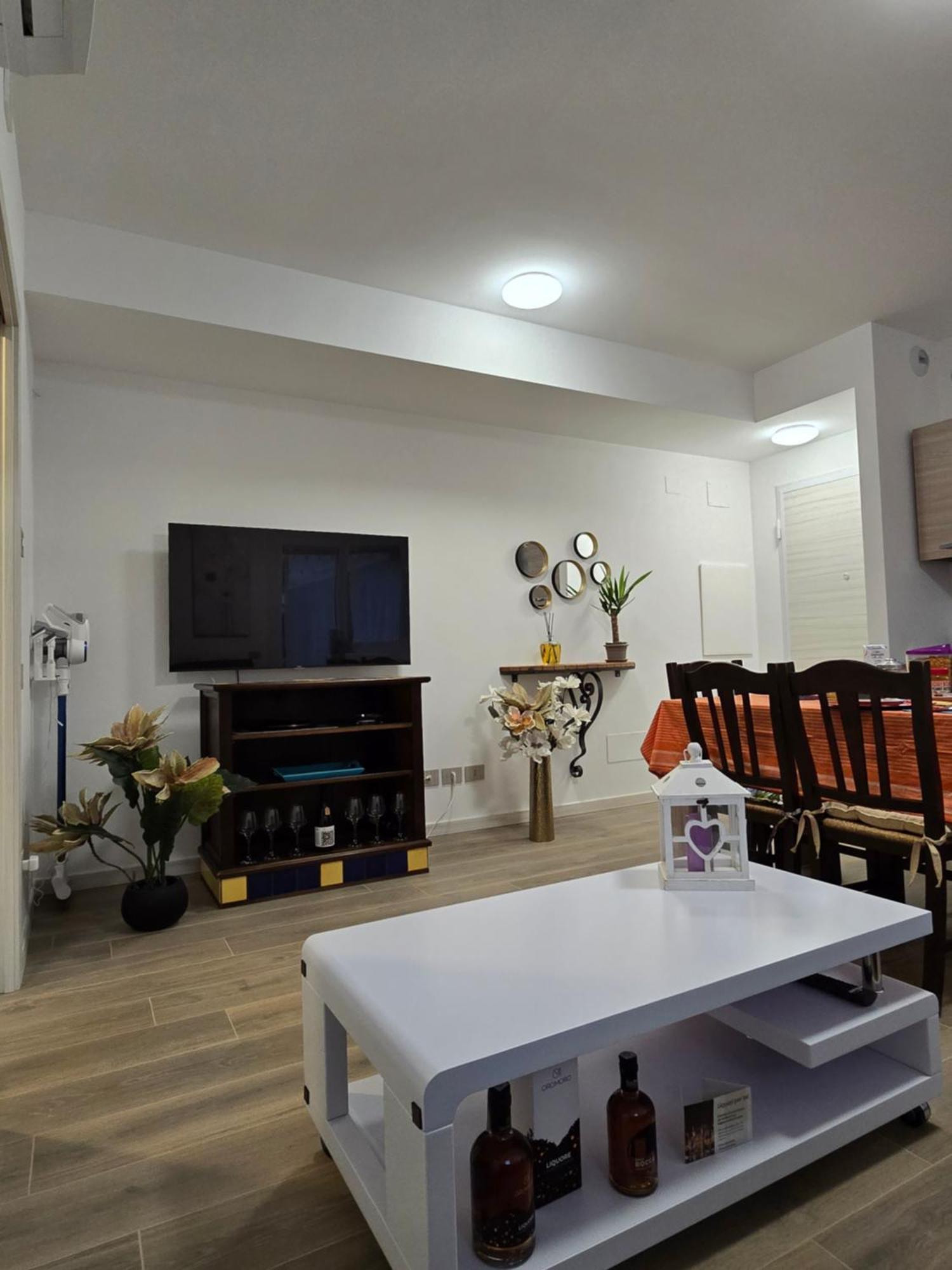 New Living Milano Bed & Breakfast กอร์กอนโซลา ภายนอก รูปภาพ
