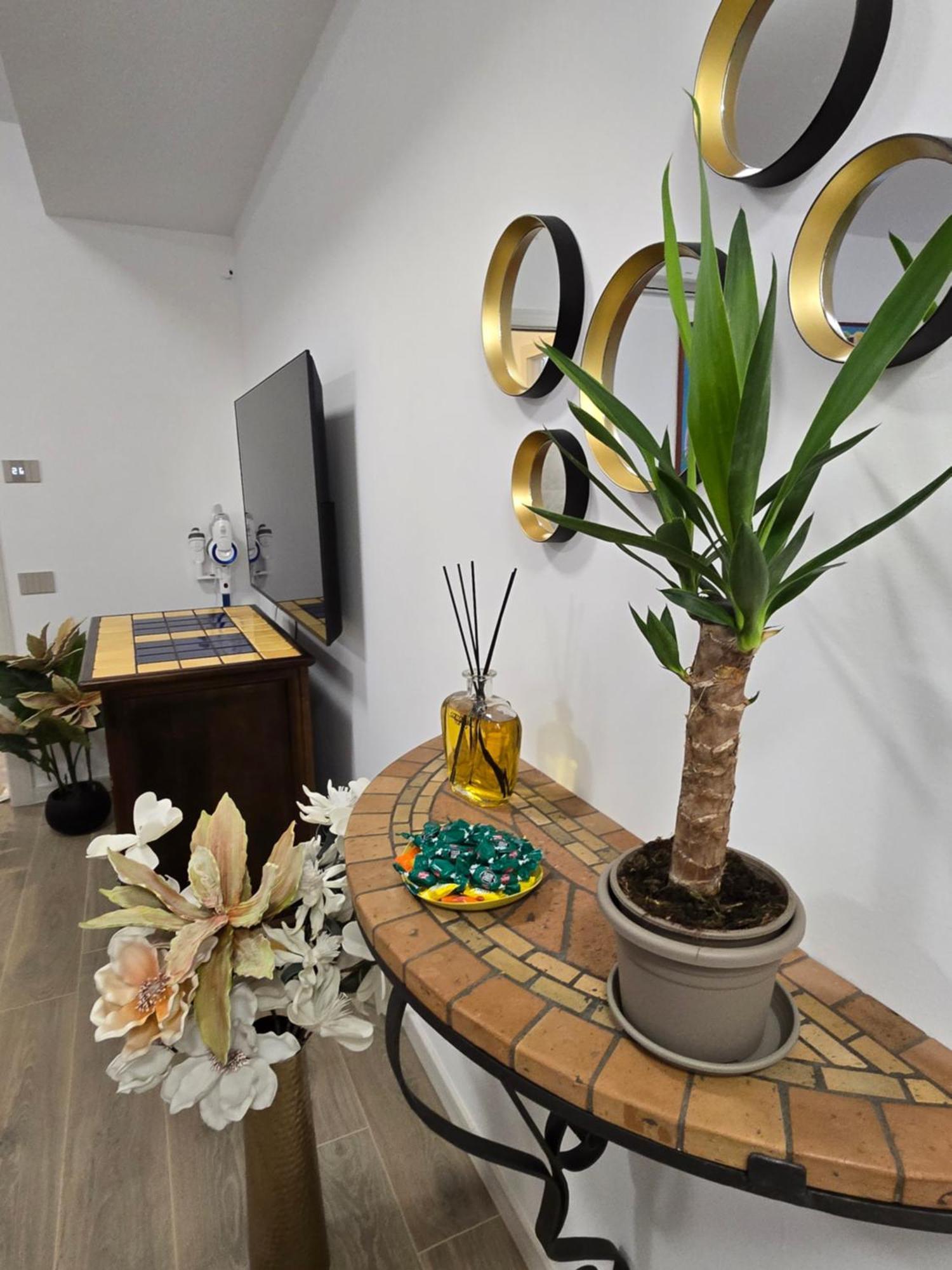 New Living Milano Bed & Breakfast กอร์กอนโซลา ภายนอก รูปภาพ
