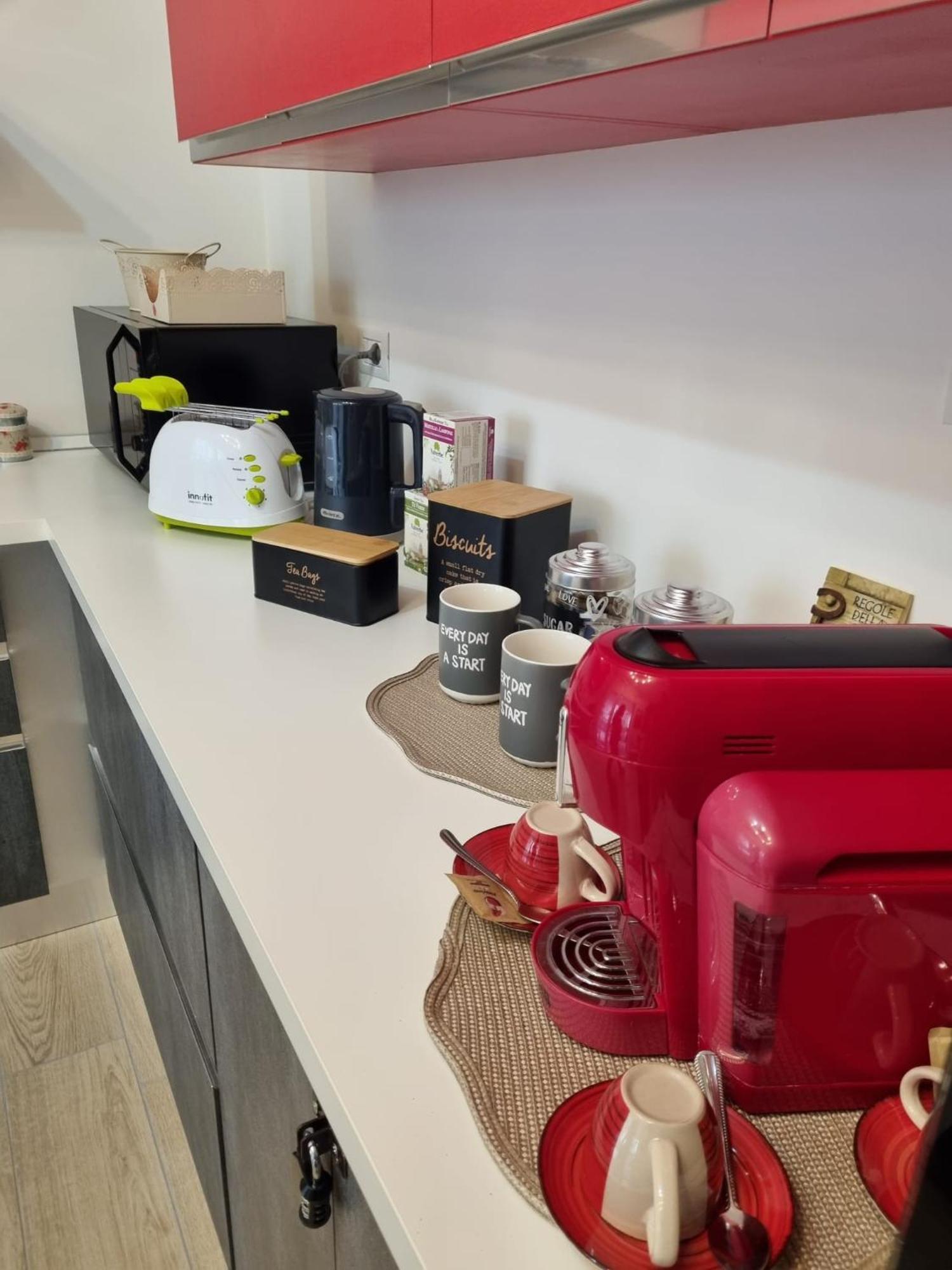 New Living Milano Bed & Breakfast กอร์กอนโซลา ภายนอก รูปภาพ