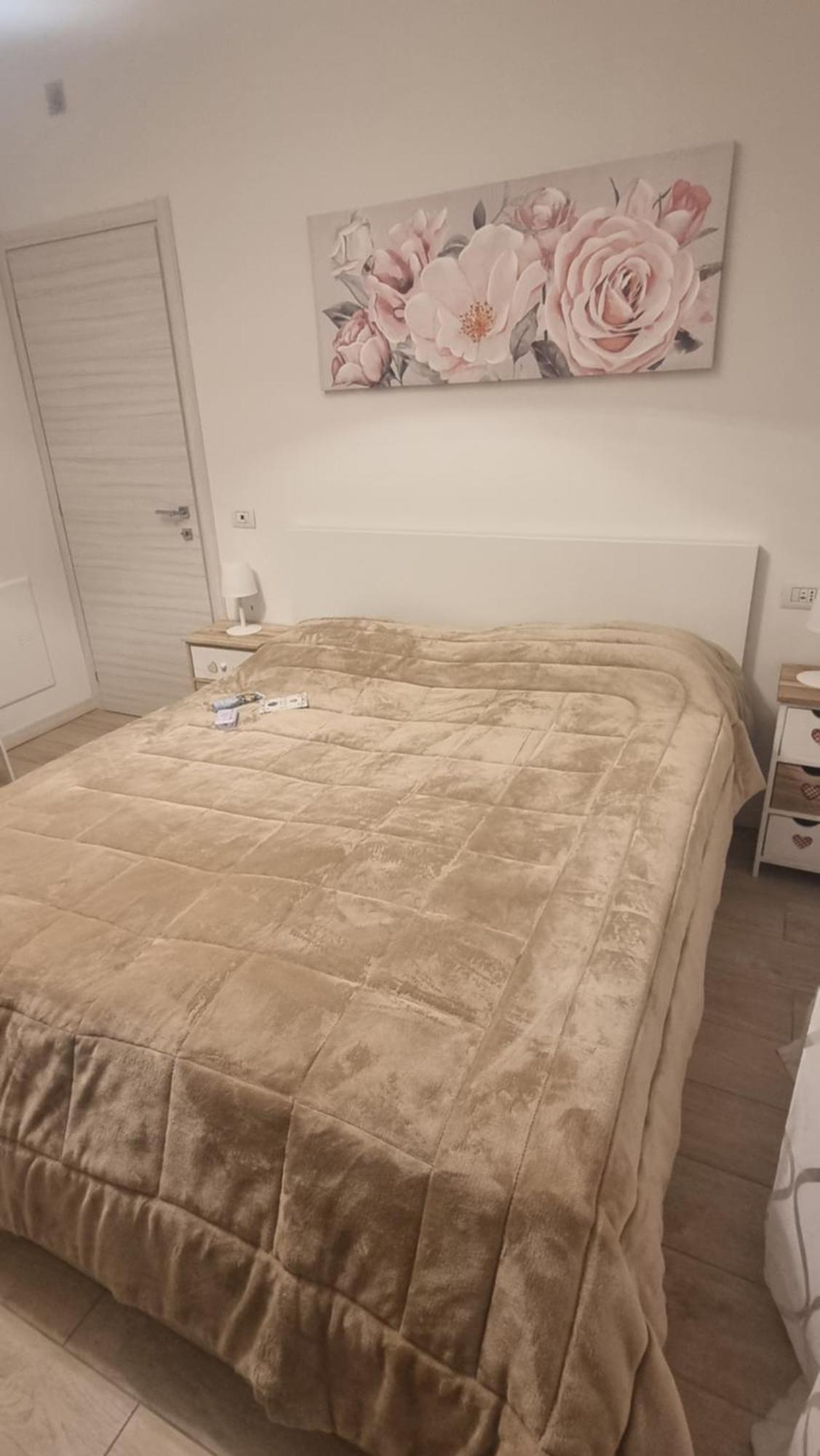 New Living Milano Bed & Breakfast กอร์กอนโซลา ภายนอก รูปภาพ