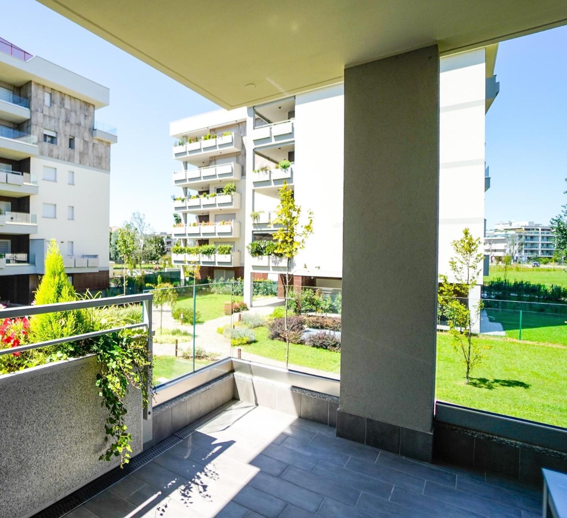New Living Milano Bed & Breakfast กอร์กอนโซลา ภายนอก รูปภาพ